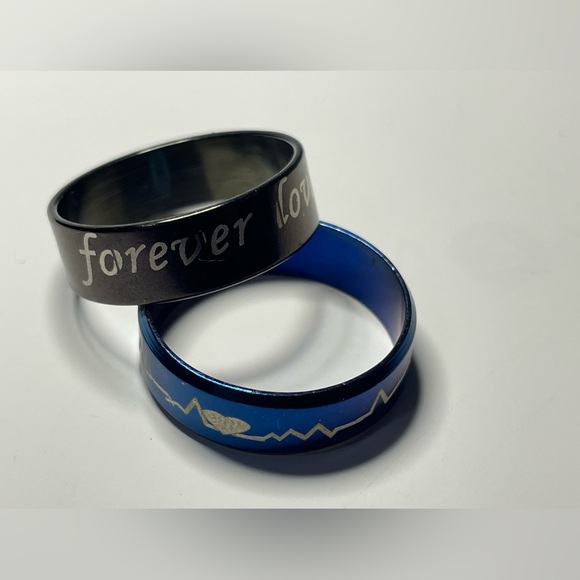 NWT Unisex Rings Men- Women 2PC SET STAINLESS STEEL SIZE 11 - Picture 7 of 16